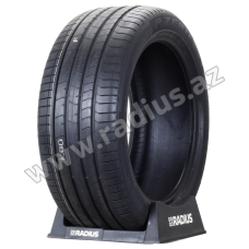 Pzero Luxury Saloon 275/30 R20